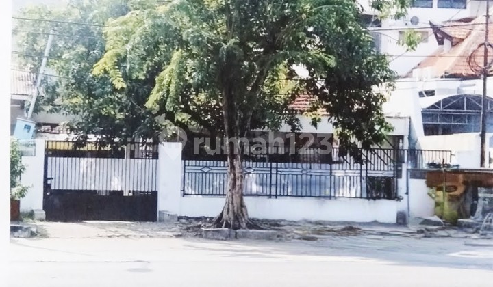 Zero House, Karang Menjangan Main Road, Surabaya City