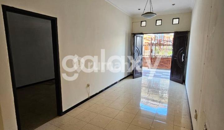 Rumah Darmo Baru Barat Surabaya 2 Lantai Hadap Utara 2