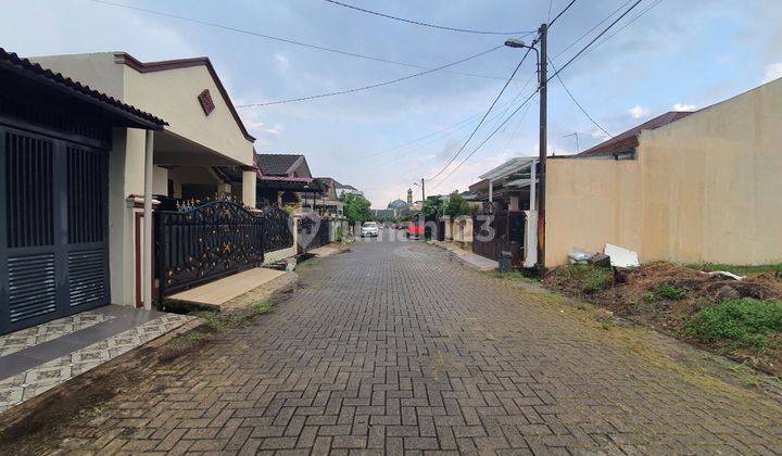 Tanah dalam komplek security 24 jam jalan Lebar 1