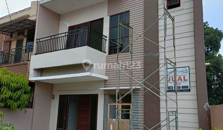 Rumah siap huni 2 Lantai di Bromo Medan dalam komplek  1