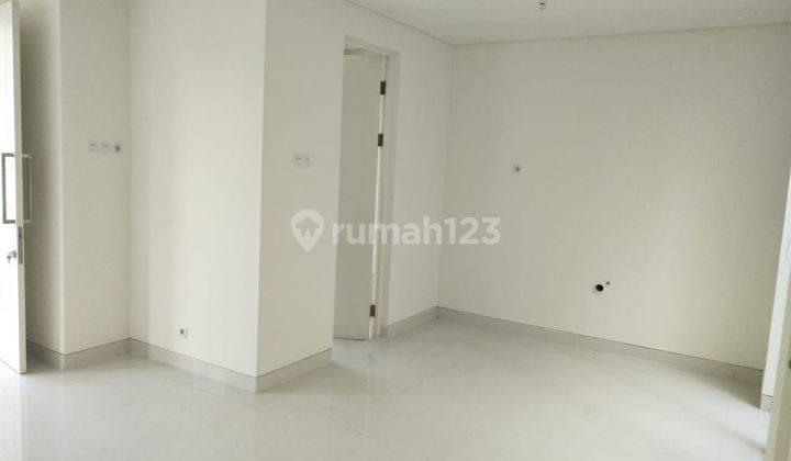 FOR RENT RUMAH GRAND PAKUWON SURABAYA BARAT TANDES 2