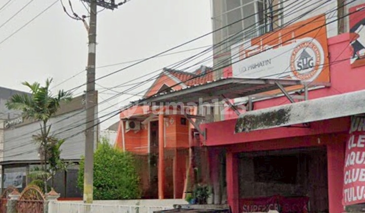 For Rent: Dr. Wahidin Sudirohusodo Street Shop House, Gresik For Rent: Dr. Wahidin Sudirohusodo Street Shop House, Gresik