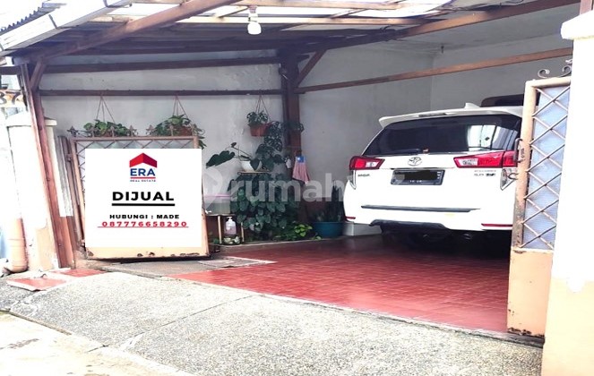 House in a Serene Area and Near Schools in Lebak Bulus