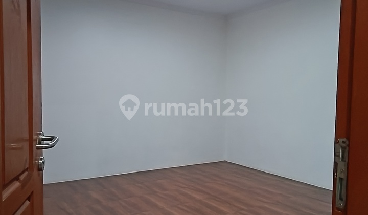 Rumah Siap Huni di Tebet 2