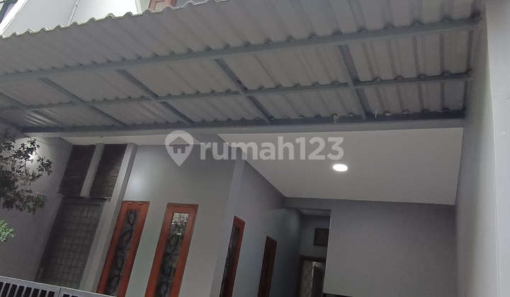 Rumah Siap Huni Minimalis di Tebet Rumah Siap Huni Minimalis di Tebet