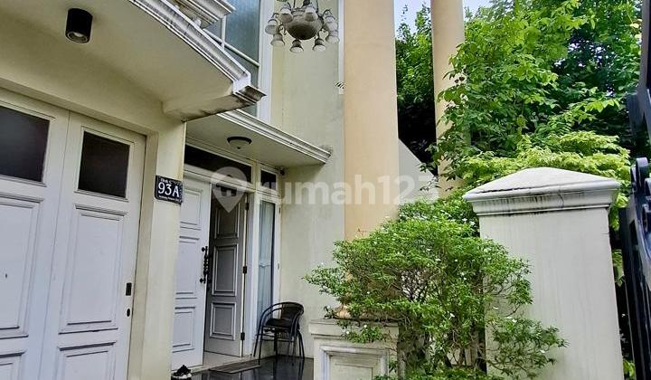 Rumah Siap Huni di Akses Lebar Gudang Peluru Jaksel Rumah Siap Huni di Akses Lebar Gudang Peluru Jaksel