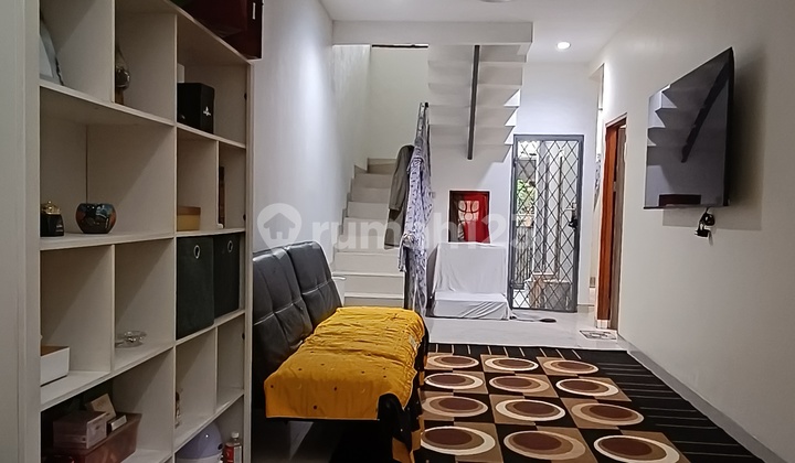 Rumah Siap Huni Minimalis di Tebet 2