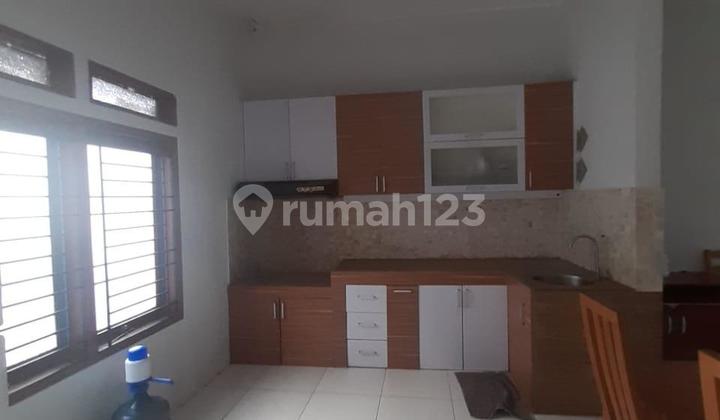 Rumah untuk Bisnis di Kalibata 2