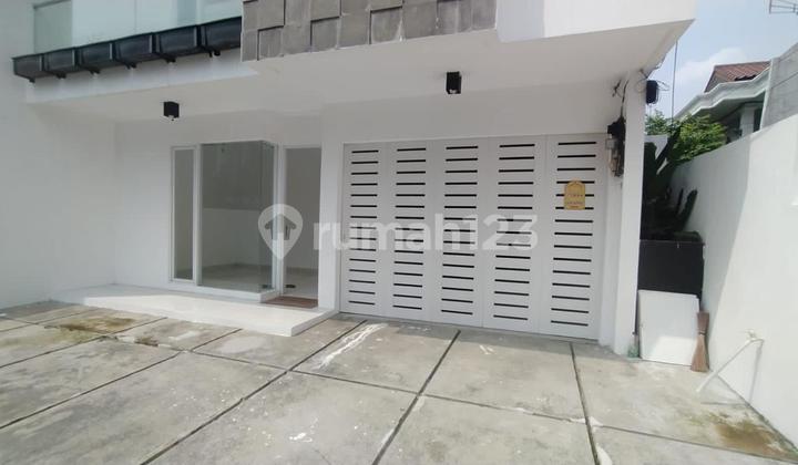 RUMAH MINIMALIS AKSES 2 MOBIL 2