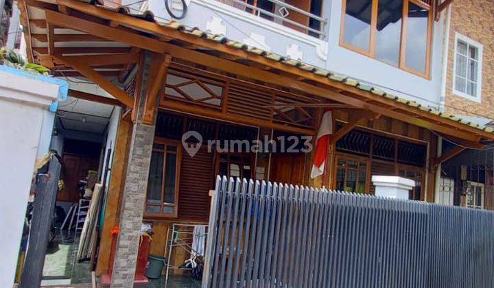 Rumah Bagus 2lantai di dekat stasiun kiaracondong 1