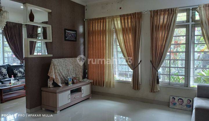 Rumah dijual di kembar dekat lapang tenis  1