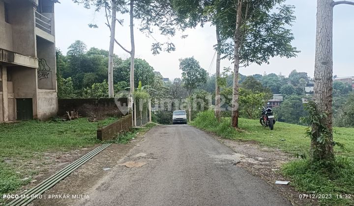 Rumah makan kawasan wisata kuliner Punclut dekat lembang 2