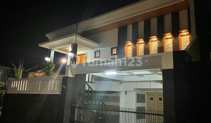 Luxury Hook Ready-to-Occupy House Cigadung Dago 2