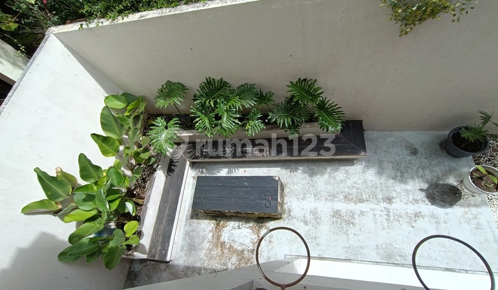 Villa Istana Bunga Blok Salvia Bangunan Kokoh Full Furnish 2