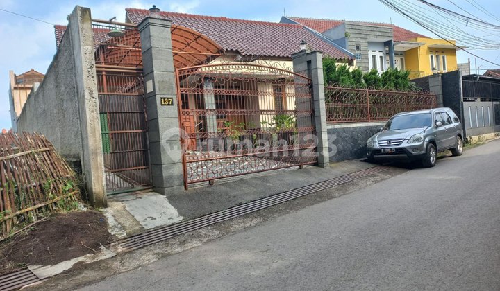 Rumah Bagus induk plus rumah kost aktif Area Turangga