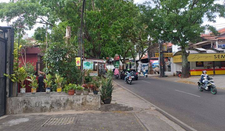 Ruang Usaha Baru Di Tubagus Ismail Bandung  2