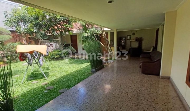 Ready-to-Live House on Supratman Street Near Gedung Sate Bandung 2