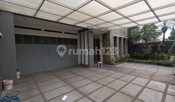 Rumah Terawat Batununggal Indah Depan Lapang Harga Wajar Rumah Terawat Batununggal Indah Depan Lapang Harga Wajar