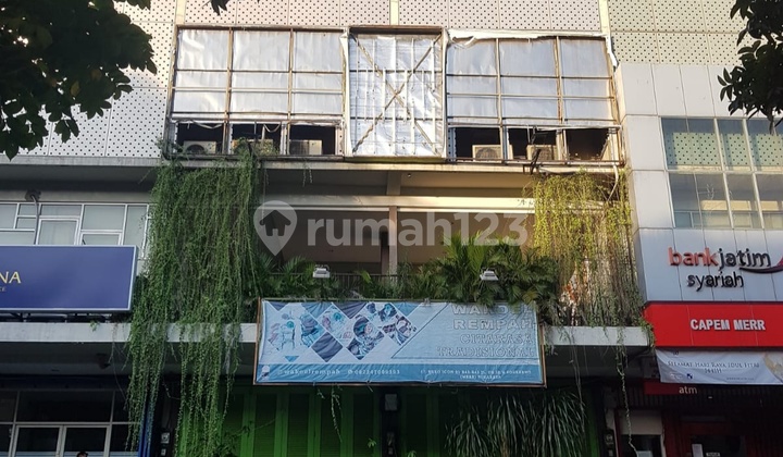 Disewakan 2 Ruko Jejer Di Nol Jalan Raya Merr 2