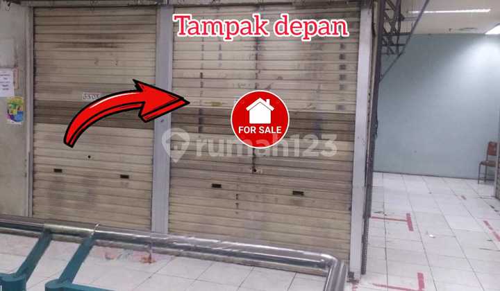 Selling Cheap 4 Kiosks Pgs Near Strategic Escalator Location