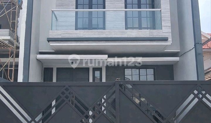 For Sale House City Center Manyar Kertoadi Near Merr Galaxymall