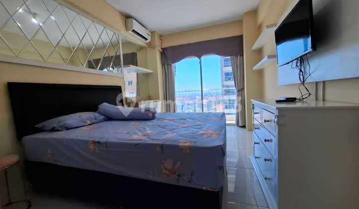 Disewakan Apartemen Studio Puncak Bukit Golf Dekat Pakuwon Mall