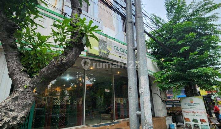Disewakan Ruko Istimewa Lebar 9m Kawasan Komersial Area Raya Kertajaya  2