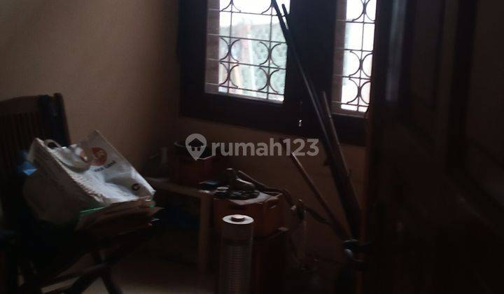 Jual Rumah Lokasi Dekat Dharmahusada 2