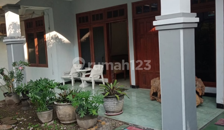Disewakan Rumah Mojoklanggru Dekat Kampus Unair A. B. C Pusat Kota  1
