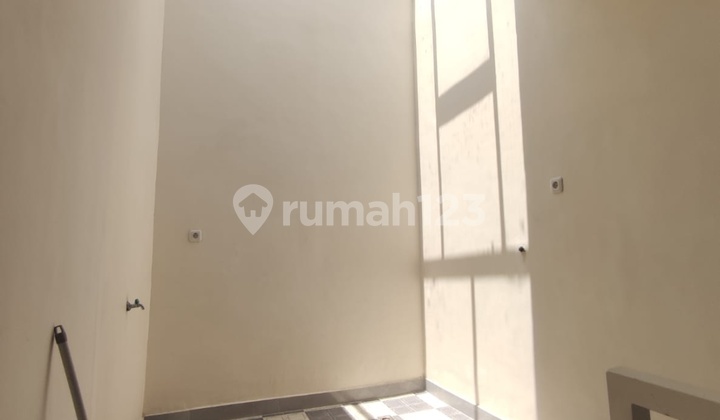 Sell New House in Mulyosari Prima Near Uniar Campus Pakuwon City Close to East Surabaya City Center Sell New House in Mulyosari Prima Near Uniar Campus Pakuwon City Close to East Surabaya City Center