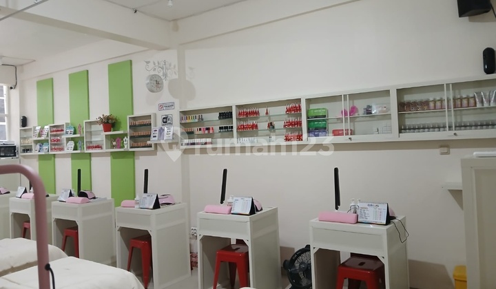 For Sale: Shop House with Existing Nail Art Salon and Furnishings, Nginden Semolo Commercial Complex.