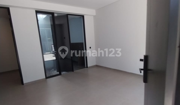 Sewa Rumah Baru Surabaya Timur Green Rastern 1