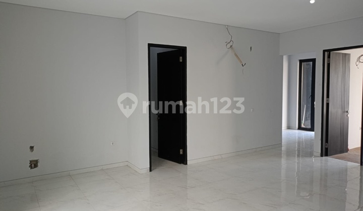 For Sale: New Scandinavian Style House in Taman Gayungsari Barat, Surabaya 2