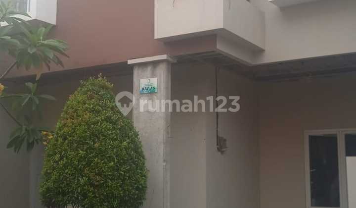 Rumah 2 Lantai Dalam Cluster 5 Menit ke Pintu Tol KPR 0 Jaksel 2