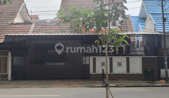 Bumi Serpong Damai ~ Affordable House with Spacious Land, Suitable for Living or Business in Kencana Loka, BSD, South Tangerang Bumi Serpong Damai ~ Affordable House with Spacious Land, Suitable for Living or Business in Kencana Loka, BSD, South Tangerang