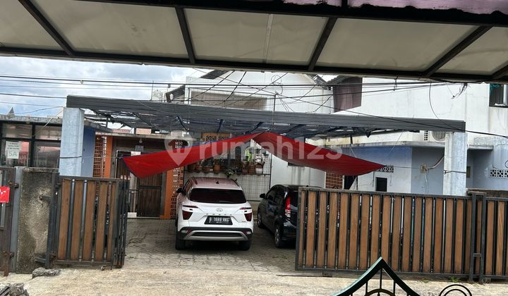 Old House, Large Land, Cheap Price, Adjacent to Kebayoran Residence Bintaro ~ Lya