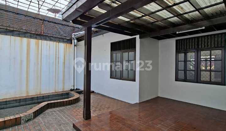 For Sale Spacious House Cheap Price in Bintaro Sector 2 ~ Ida 2