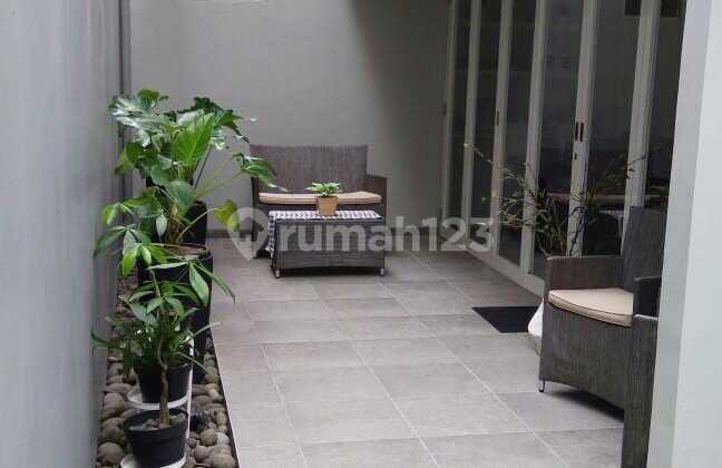 Beautiful House Ready to Live In Inside the Emerald Cluster, Bintaro, South Tangerang ~ Rmaek