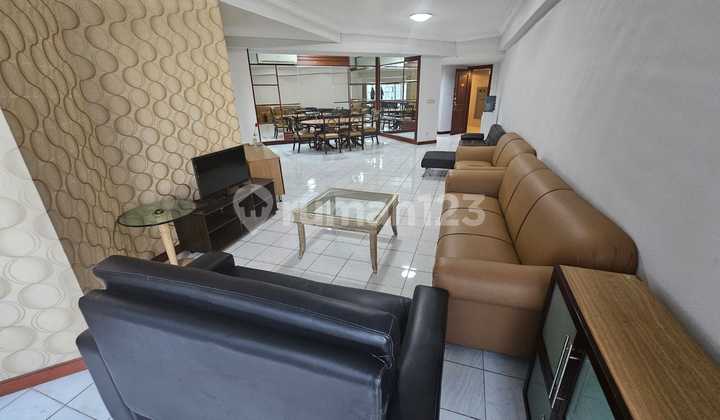 Taman Anggrek Kondo,3+1 Bed, Potong Sisa Nilai Sewa, Dijual Cepatapartemen 3 Kamar Tidur Furnished 2