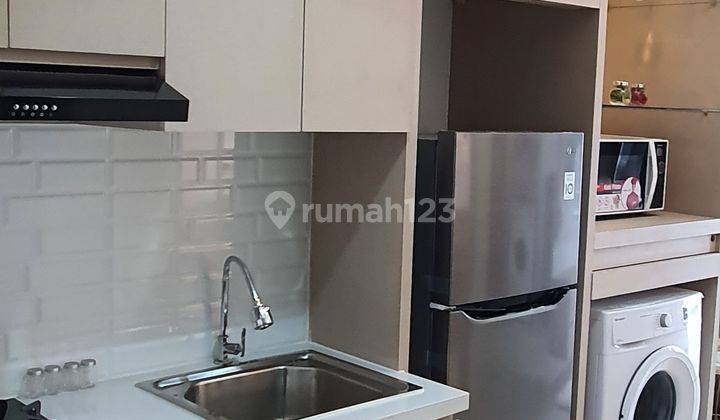 Apart.Vasanta Innopark dikelliling Pabrik Pabrik asing. Apartemen Vasanta Innopark Baru Furnished 5