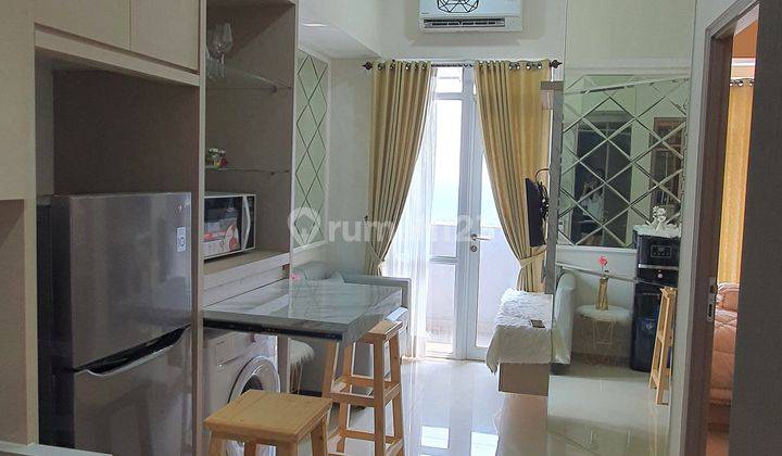 Apart.Vasanta Innopark dikelliling Pabrik Pabrik asing. Apartemen Vasanta Innopark Baru Furnished 12