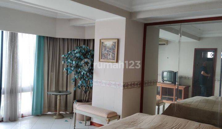 Kondo TA 146m2,KT 3+1 ,standard very best view Apartemen Taman Anggrek 3 Kamar Tidur Butuh Renovasi Furnished 1