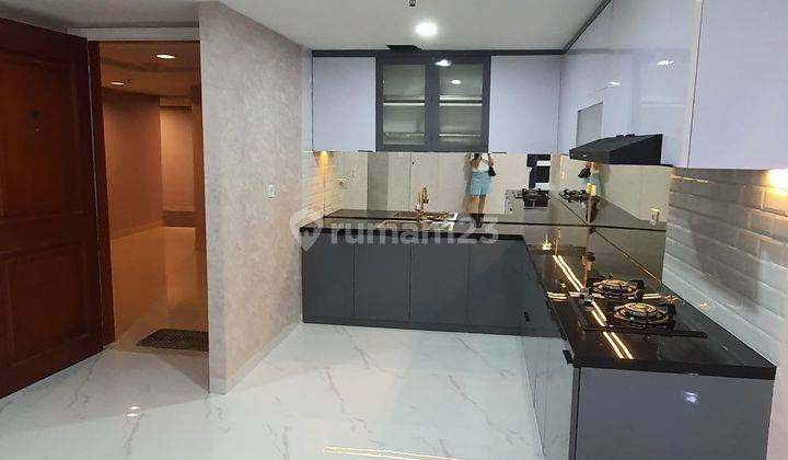 Kondo TA 88m unit sudut ,brandnew reno,KT2+1 Apartemen Taman Anggrek 2 Kamar Tidur Baru Furnished