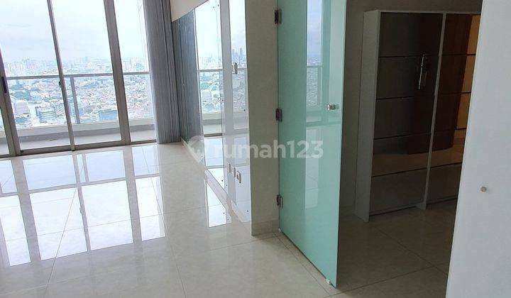 Cta/Azalea Ta Res Kt3+1,private Lift,very Best View. Apartemen Taman Anggrek Residences 3 Kamar Tidur Bagus Semi Furnished