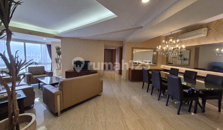 Kondo Taman Anggrek For Rent Fast 3+1, Luxury Apartments Miltonia 3 Bedrooms Furnished Good 2