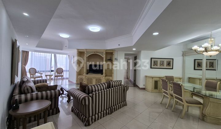 Taman Anggrek Kondo 3+1,termurah,ff,hommy Apartemen Kircharra 3 Kamar Tidur Furnished