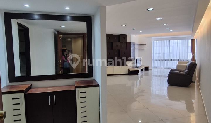 Taman Anggrek Condominium, 3+1, ****** Laelia Apartment 3 Bedrooms Well-Furnished