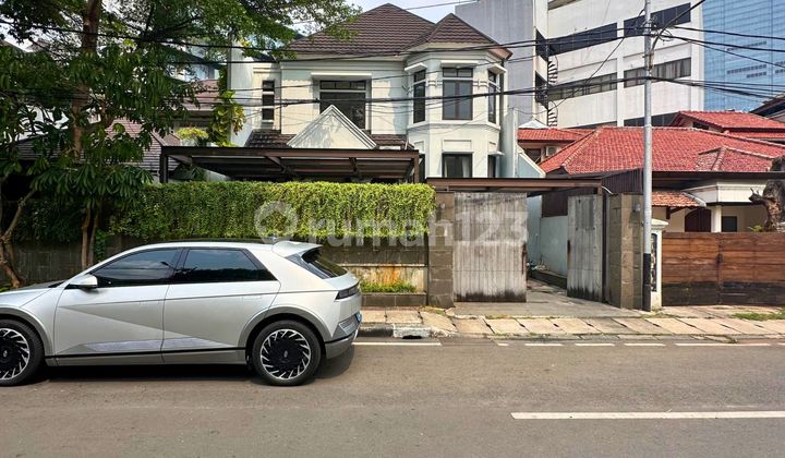 Menteng Rumah.klasik Indah 2 Lantai Dijual Terawat.murah Rumah Bagus SHM di Jl. Kemiri No.15, Gondangdia, Menteng, Kota Jakarta Pusat, DKI Jakarta, Indonesia, 10350, Menteng