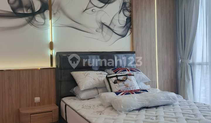 Taman Anggrek Res 3+1, Exclusive, Hommy Apartemen 3 Kamar Tidur Beech Furnished