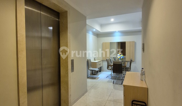 Taman Anggrek Residence 3+1. Ff, Exclusive Rapi, Dijual.cepat Apartemen Beech 3 Kamar Tidur Furnished 2